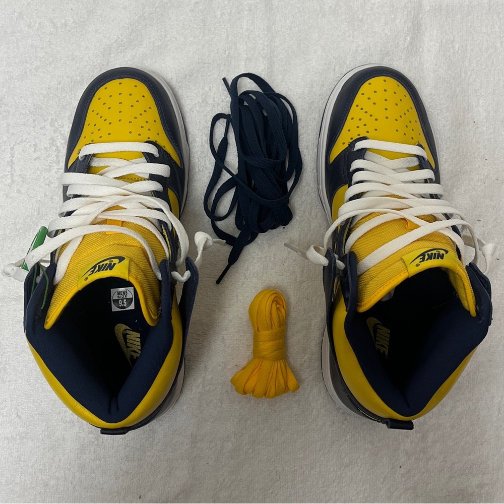 Nike Dunk High SP Retro Michigan Shoes Sneakers Men’s 9.5 Varsity Maize Navy - Picture 4 of 10